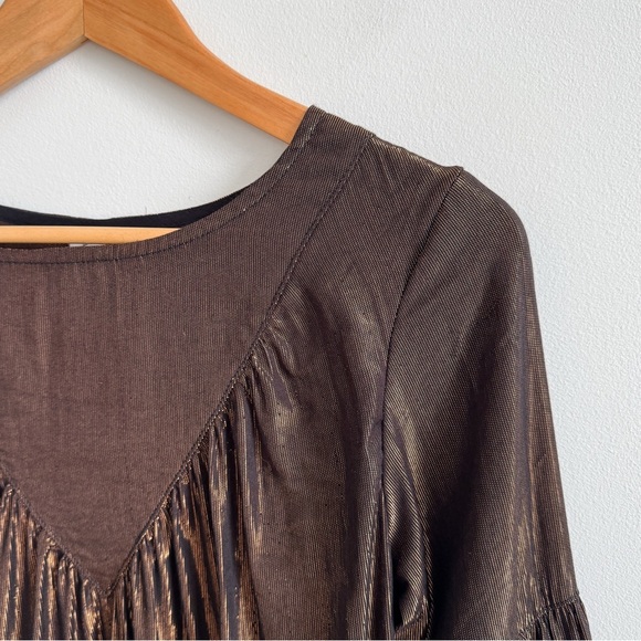 ANTHROPOLOGIE • Amadi Merry Metallic Blouse in Bronze - Picture 5 of 12